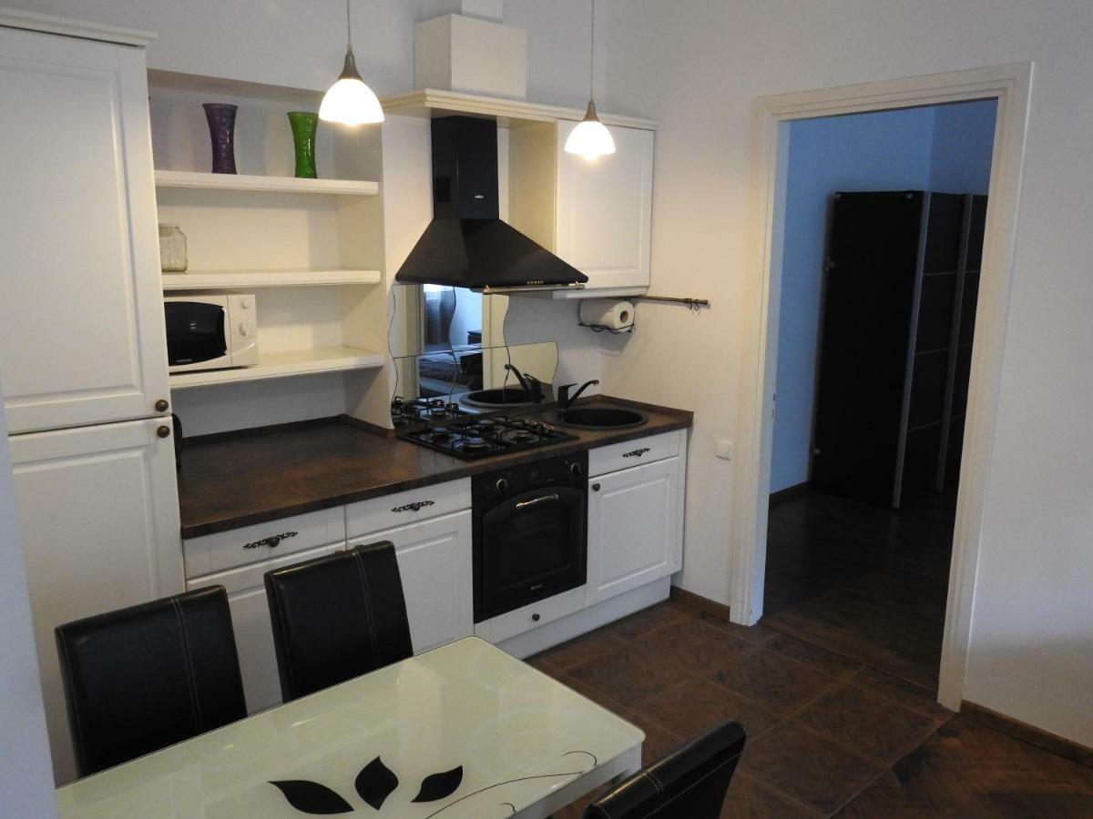 Laisves Aleja Appartement Kaunas Buitenkant foto