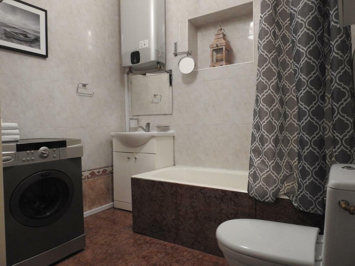 Laisves Aleja Appartement Kaunas Buitenkant foto